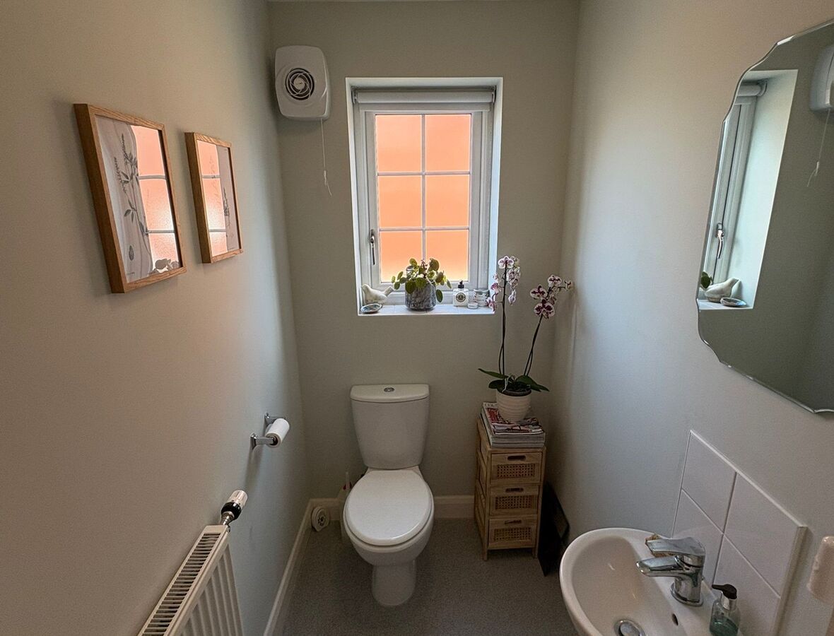 Downstairs wc