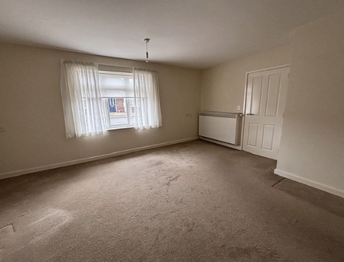 Lounge/dining area