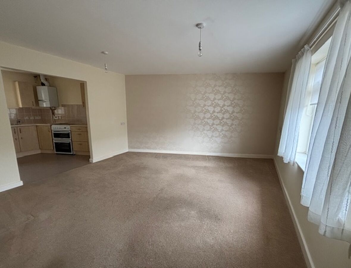 Lounge/dining area