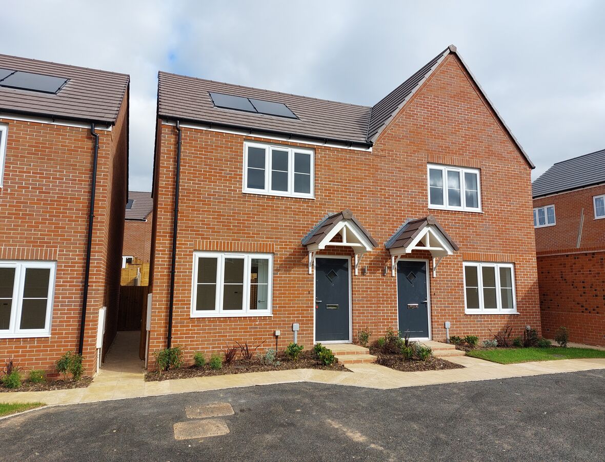 Exterior Plot 87