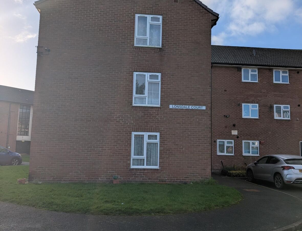 Lonsdale Court external