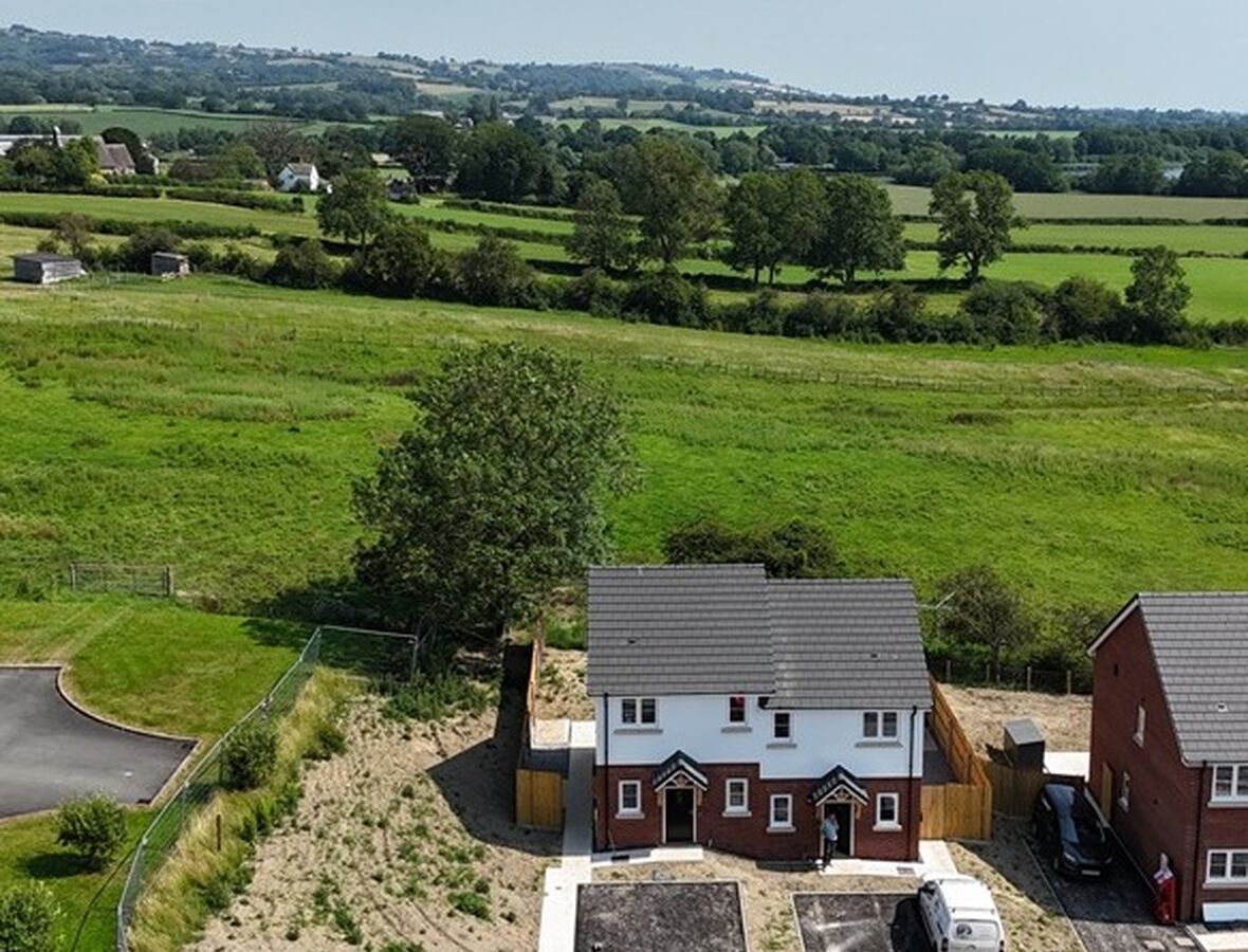 1 bed aerial view Marton