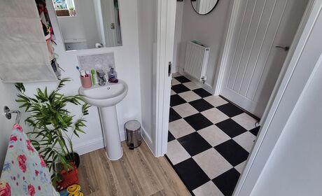 Downstairs wc