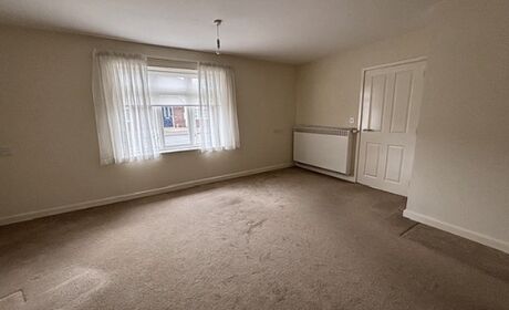 Lounge/dining area