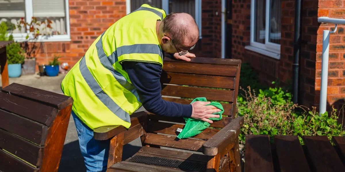 Big Spring Thing Henffordd (44) polishing seat