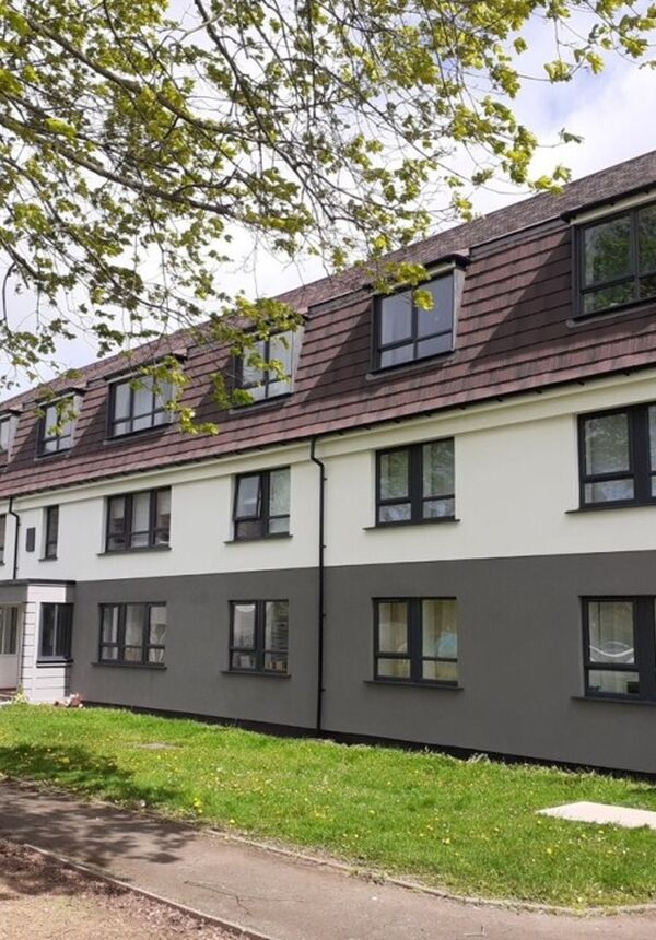 Oak Crescent