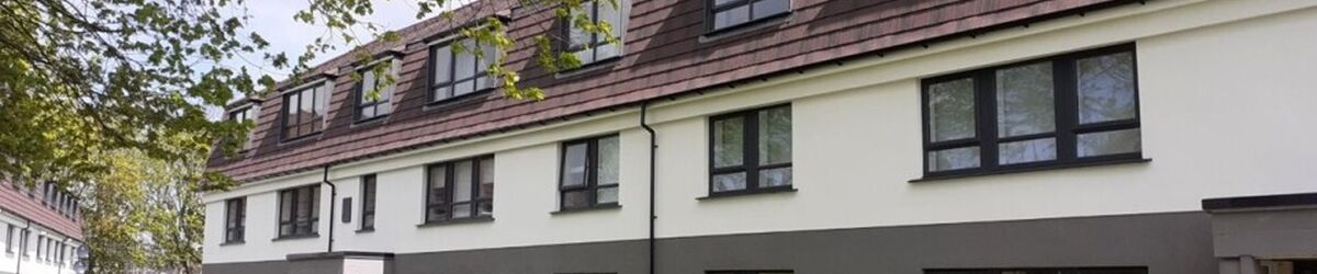 Oak Crescent